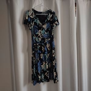 Croft&Barrow floral wrap dress size Lg.